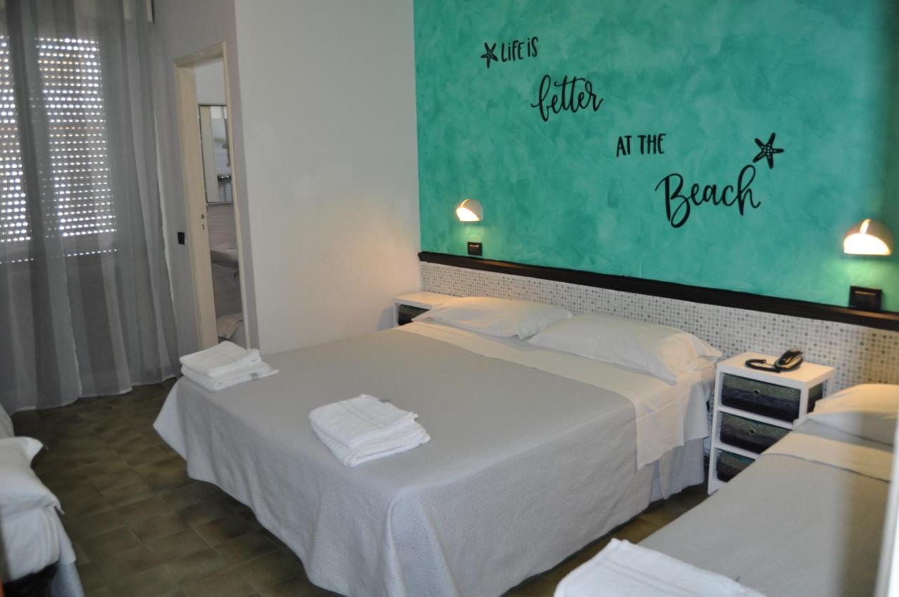Hotel Rigobello Riccione Extérieur photo