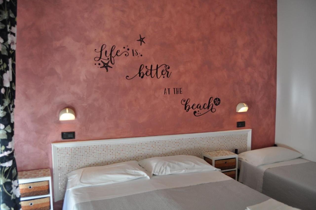 Hotel Rigobello Riccione Extérieur photo