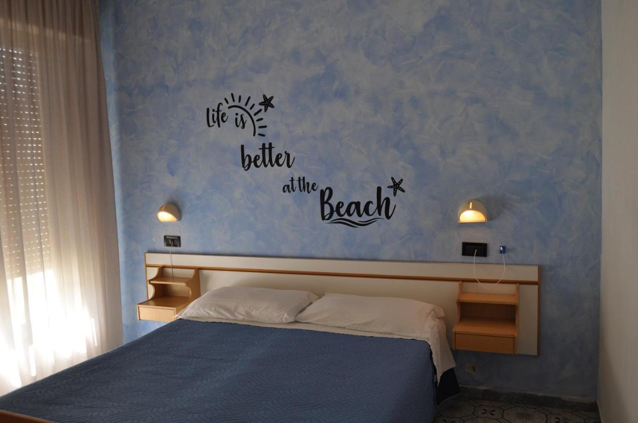Hotel Rigobello Riccione Extérieur photo