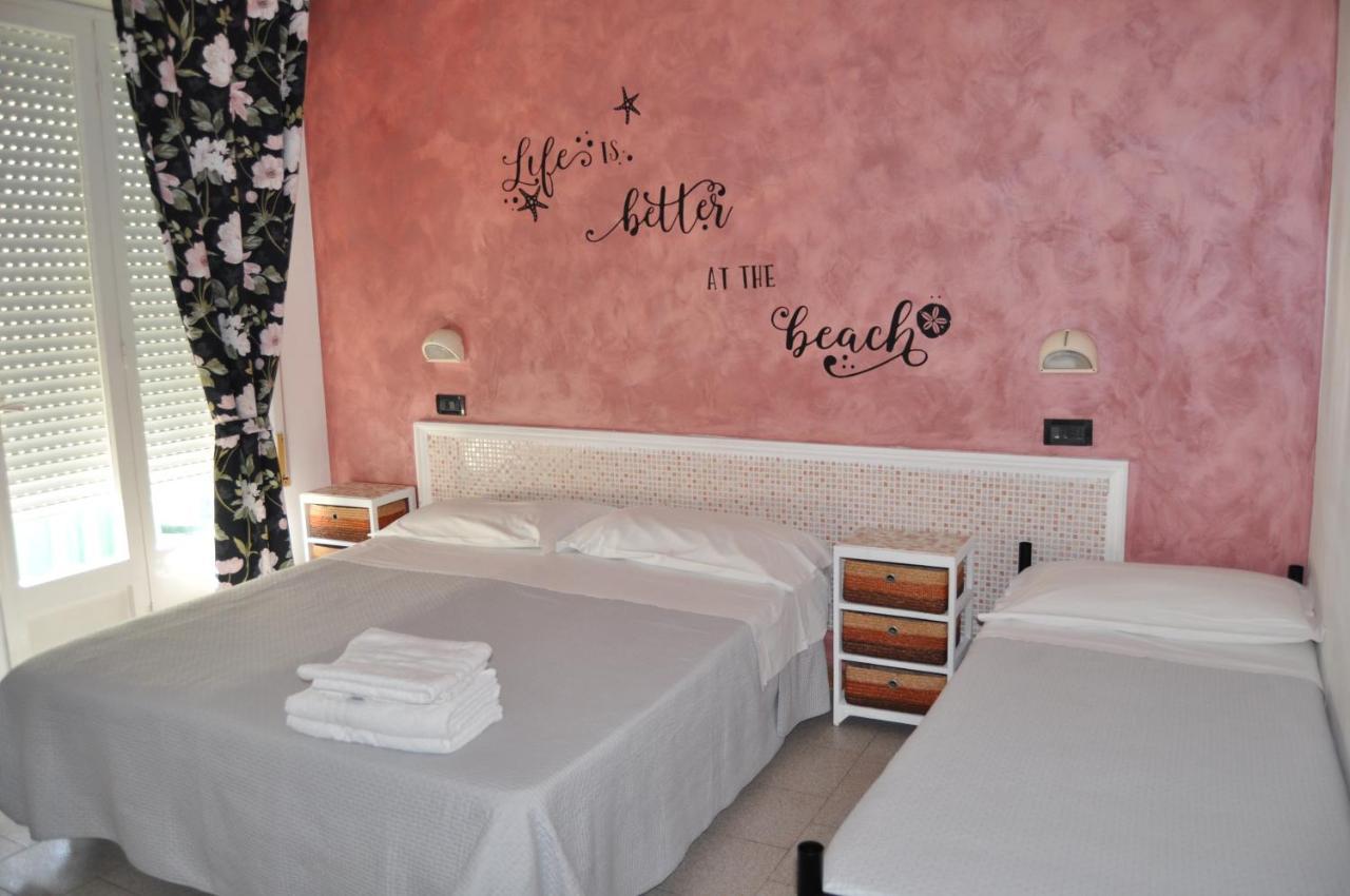 Hotel Rigobello Riccione Extérieur photo