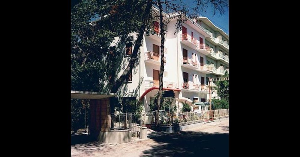 Hotel Rigobello Riccione Extérieur photo
